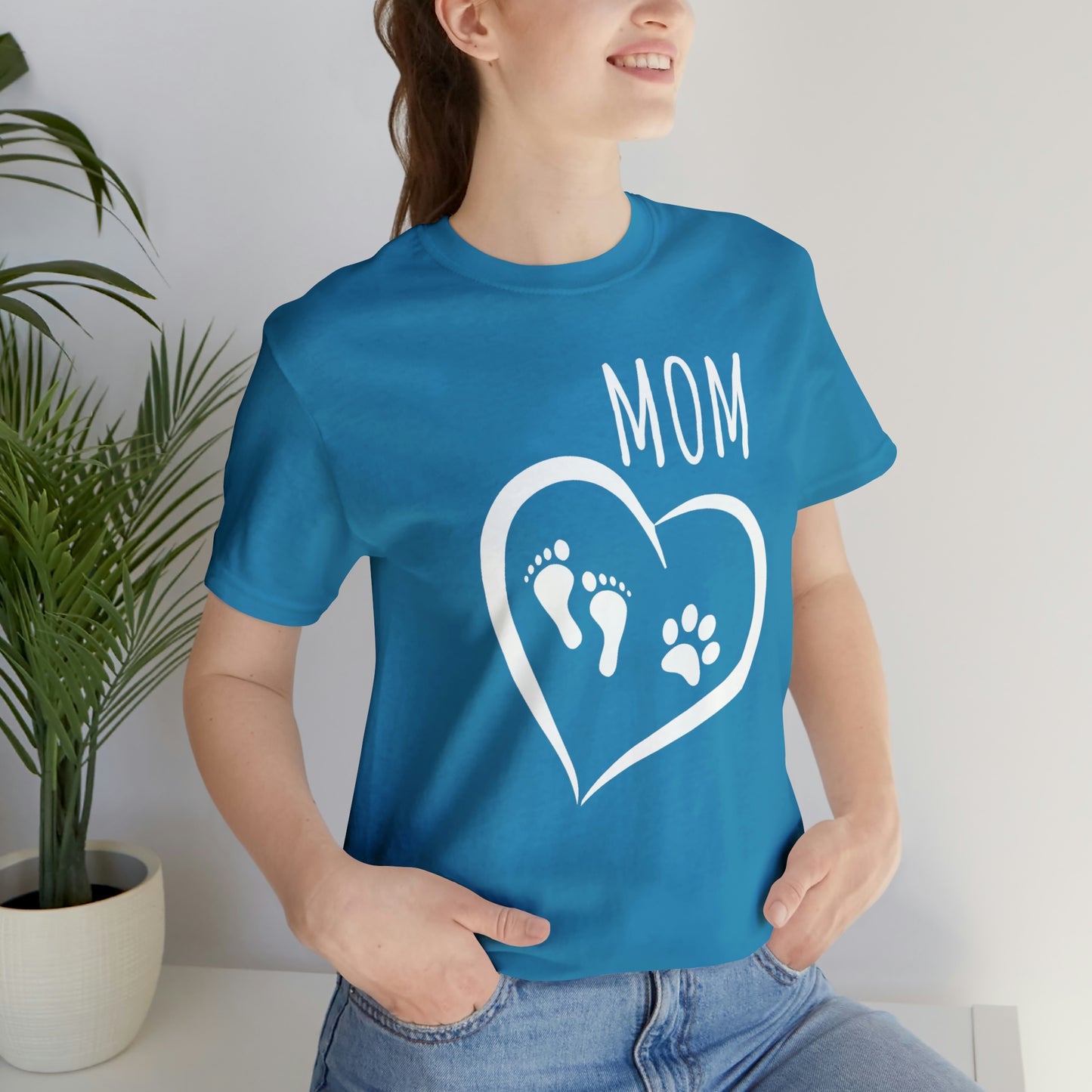 Mom feet & paw-Unisex Jersey Short Sleeve Tee