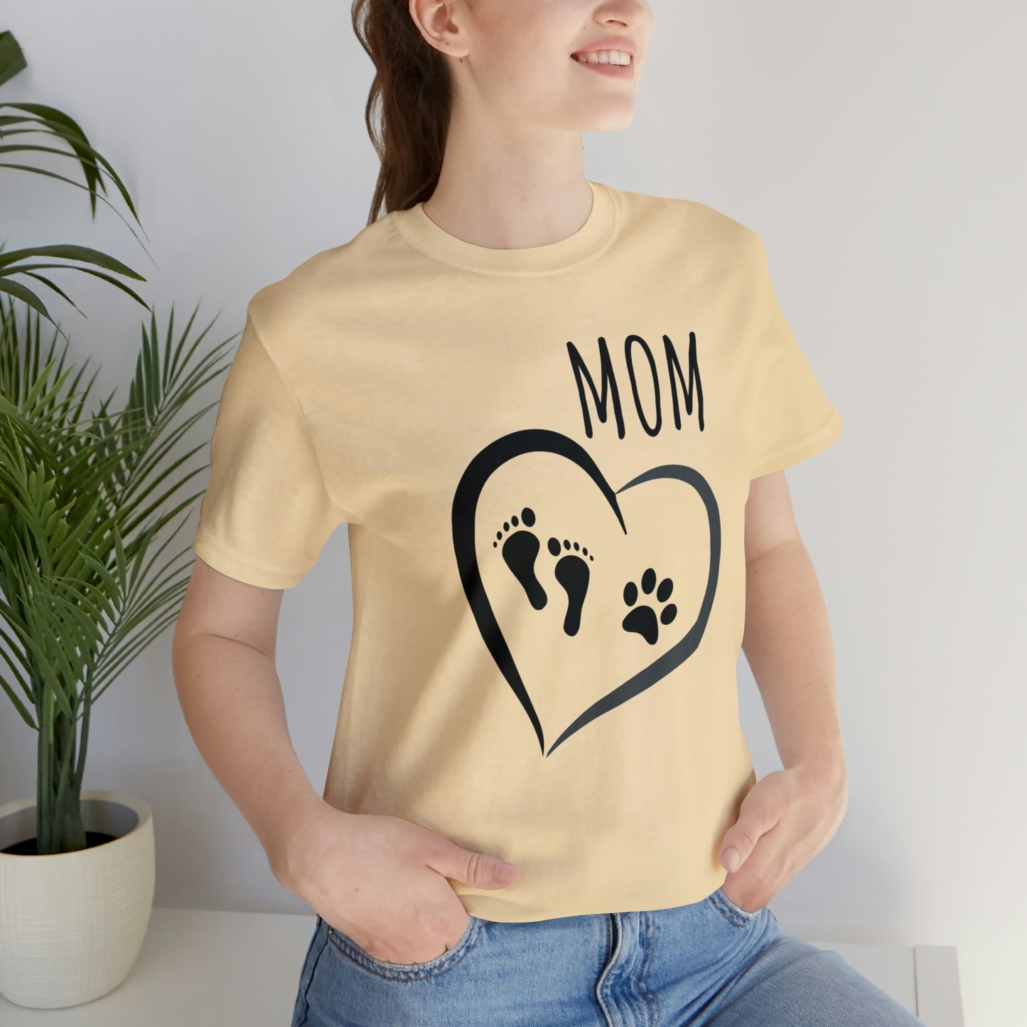 Mom feet & paw-Unisex Jersey Short Sleeve Tee